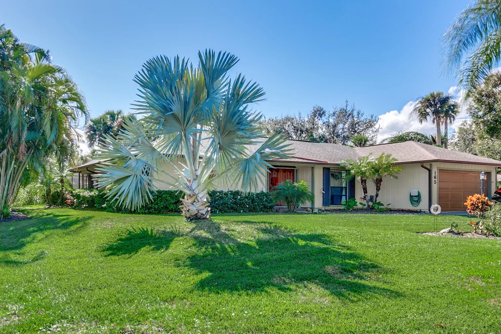 Unit for sale at 165 E Forest, Vero Beach, FL 32962