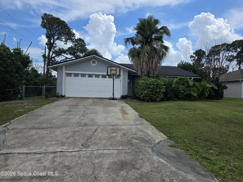 Unit for sale at 850 Vantage Street SE, Palm Bay, FL 32909