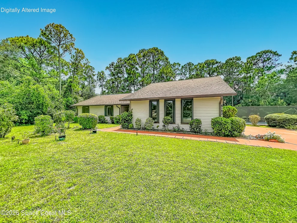 Unit for sale at 6182 Sleepy Hollow Drive, Titusville, FL 32780