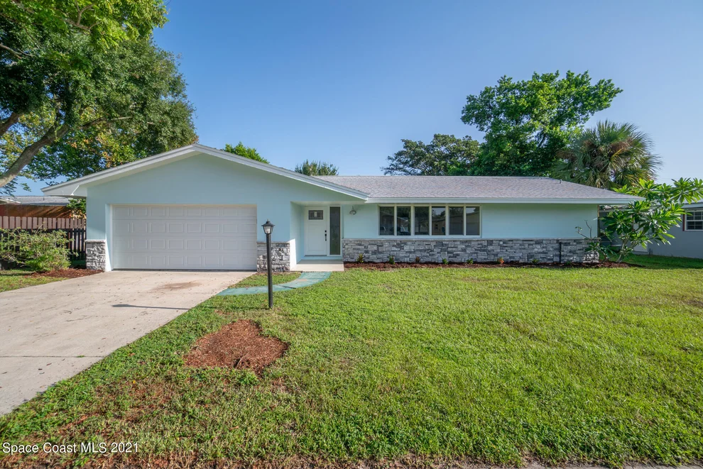 Unit for sale at 4100 Tiwa Lane, Titusville, FL 32796