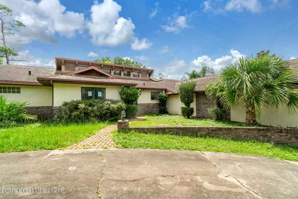 Unit for sale at 470 S Carpenter Road, Titusville, FL 32796