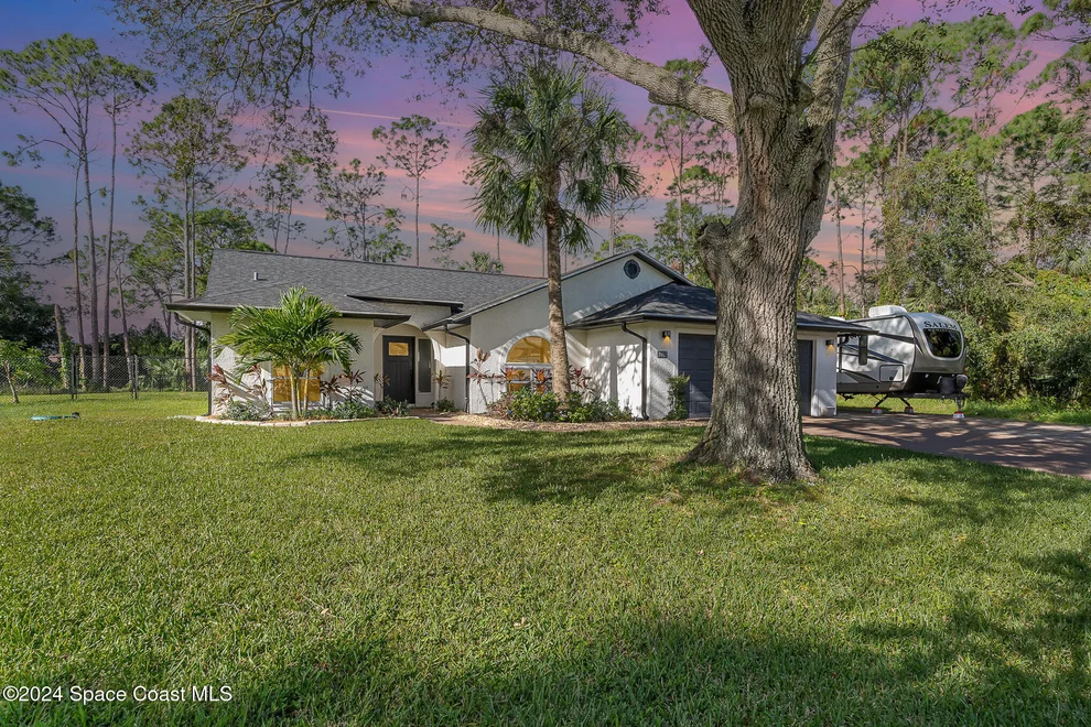 Unit for sale at 1002 Big Horn Circle NW, Palm Bay, FL 32907