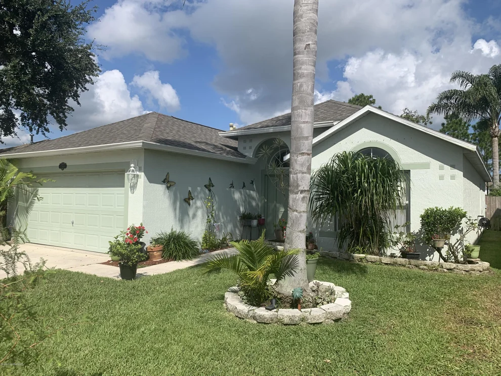 Unit for sale at 746 Peachtree Street, Titusville, FL 32780