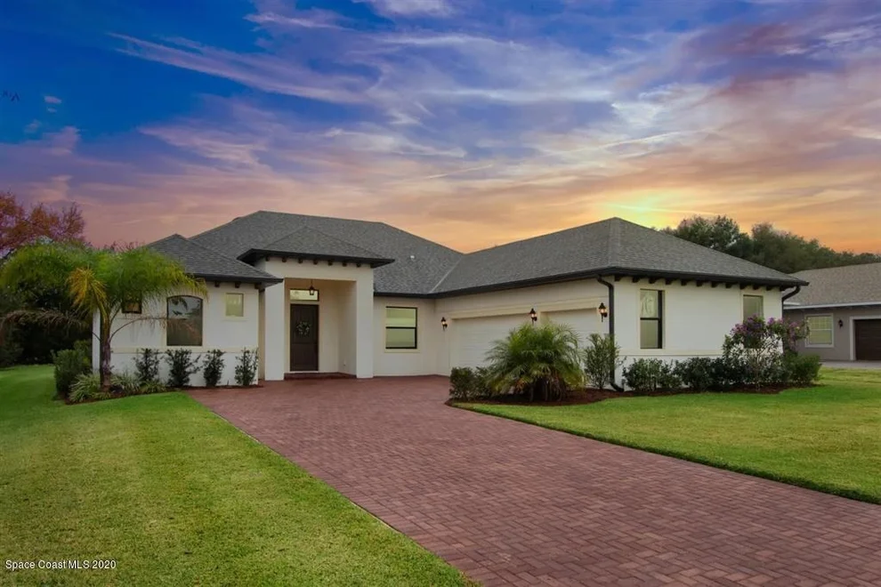 Unit for sale at 5352 Sandy Hill Lane, Lady Lake, FL 32159