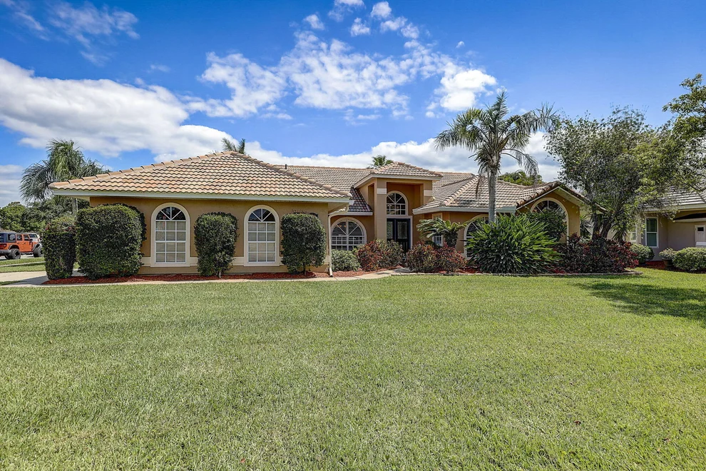 Unit for sale at 730 Palmer, Melbourne, FL 32940