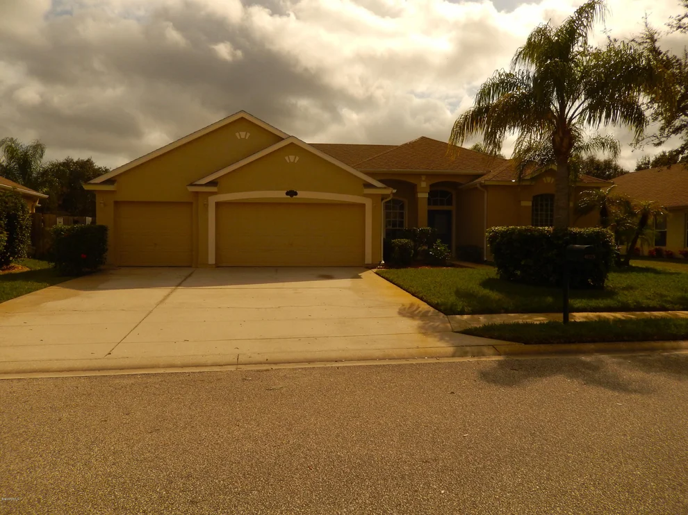Unit for sale at 4025 Estancia Way, Melbourne, FL 32934