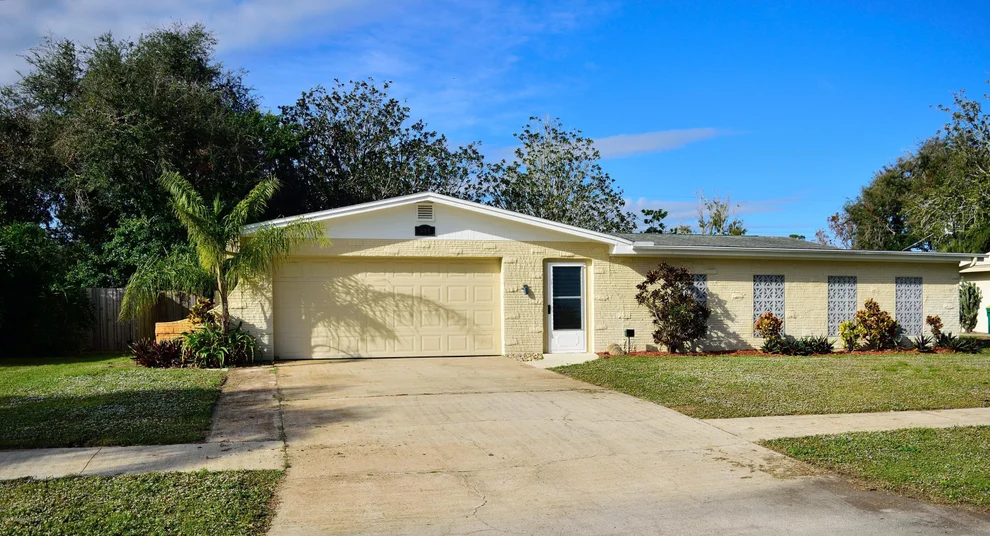Unit for sale at 698 Aloha Avenue, Cocoa, FL 32927