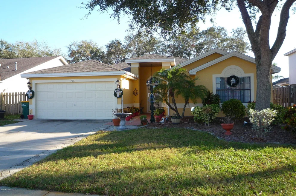 Unit for sale at 7237 Hammock Lakes Drive, Melbourne, FL 32940