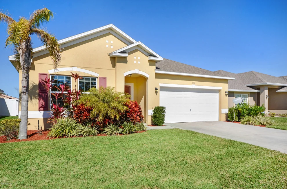 Unit for sale at 592 Hollow Glen Drive, Titusville, FL 32780