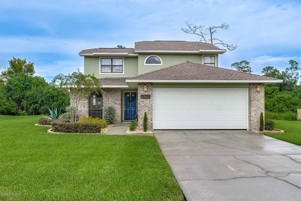 Unit for sale at 845 Trailwood Avenue, Titusville, FL 32796