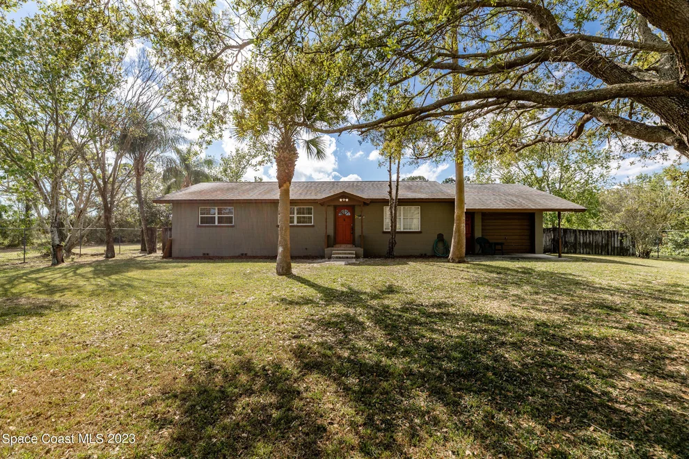 Unit for sale at 385 Hall Road, Malabar, FL 32950