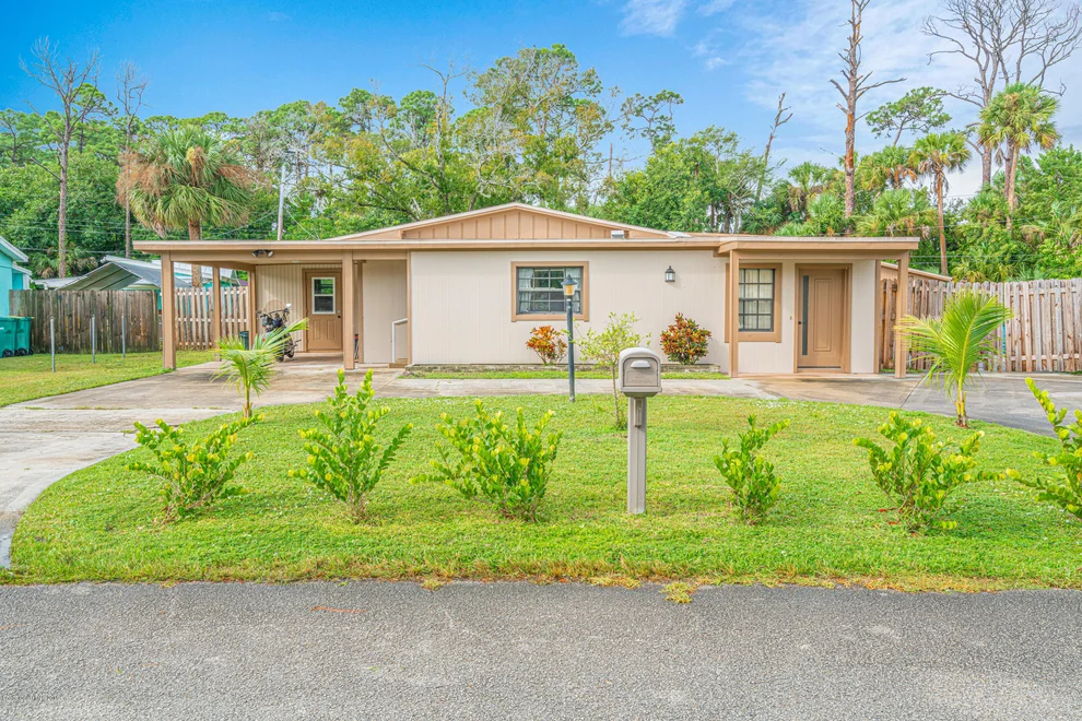 Unit for sale at 6925 Idlewylde Circle, Melbourne, FL 32904