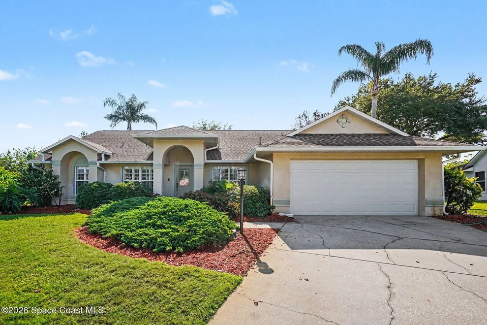 Unit for sale at 498 Lake Victoria Circle, Melbourne, FL 32940