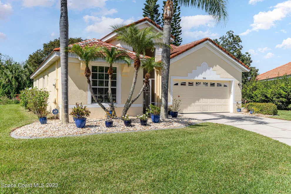 Unit for sale at 924 Wimbledon Drive, Melbourne, FL 32940
