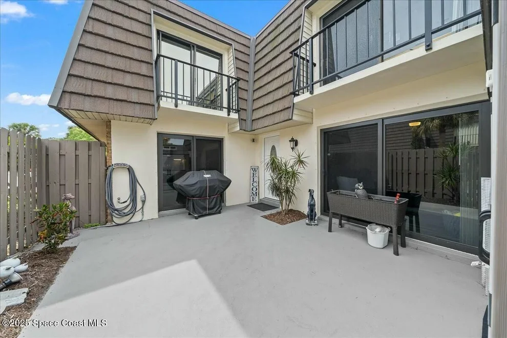 Unit for sale at 1418 Vista Oaks Circle NE, Palm Bay, FL 32905