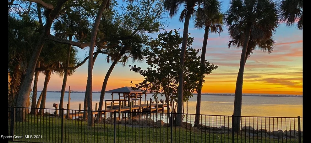 Unit for sale at 1913 Pineapple Avenue, Melbourne, FL 32935
