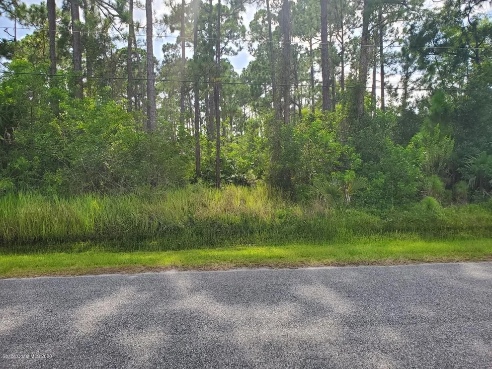 Unit for sale at 4530 Serna Avenue, Malabar, FL 32950