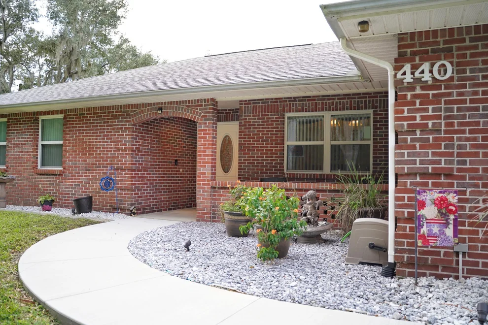 Unit for sale at 440 N Burnett Road, Cocoa, FL 32926