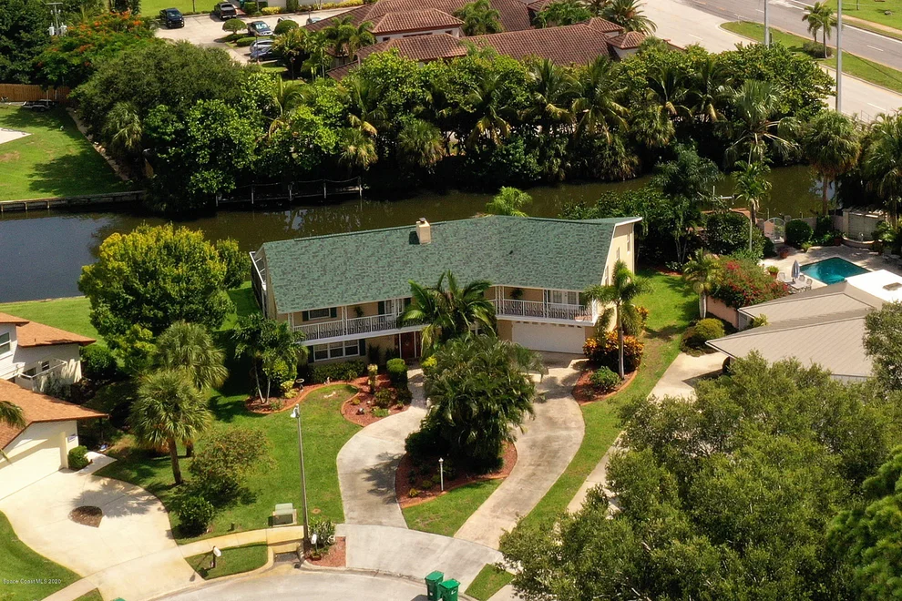 Unit for sale at 6 Yacht Club Lane, Indian Harbour Beach, FL 32937