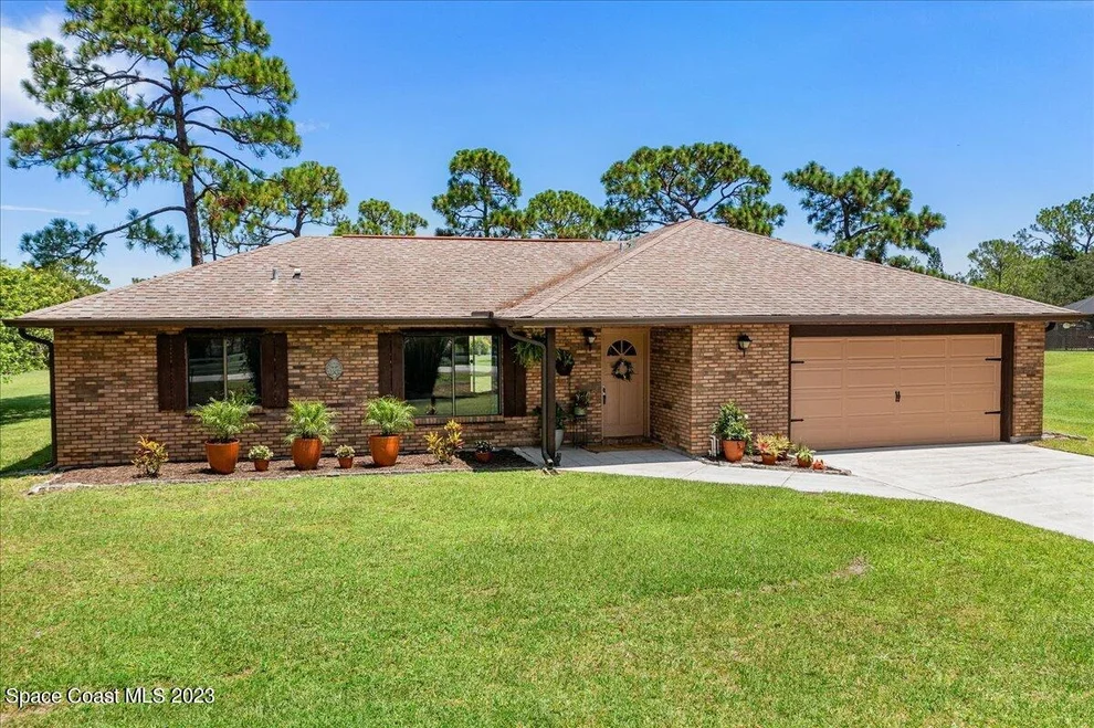 Unit for sale at 2100 Atz Road, Malabar, FL 32950