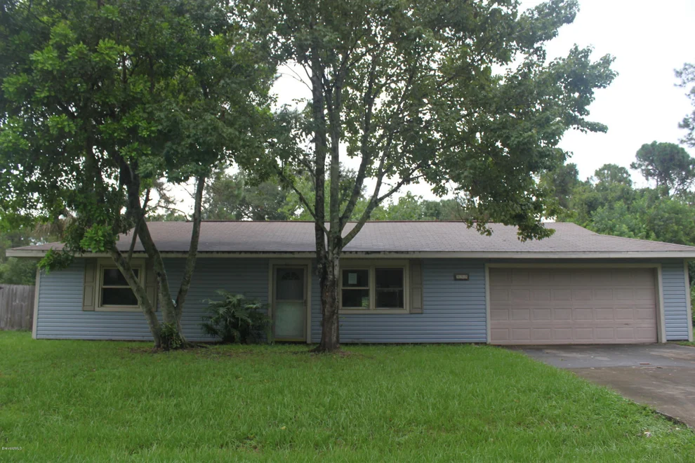 Unit for sale at 999 SE Wacona Street, Palm Bay, FL 32909