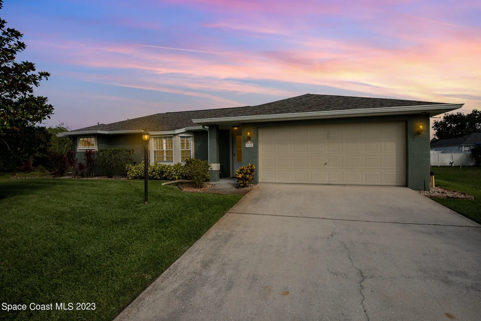 Unit for sale at 760 Ballon SE, Palm Bay, FL 32909