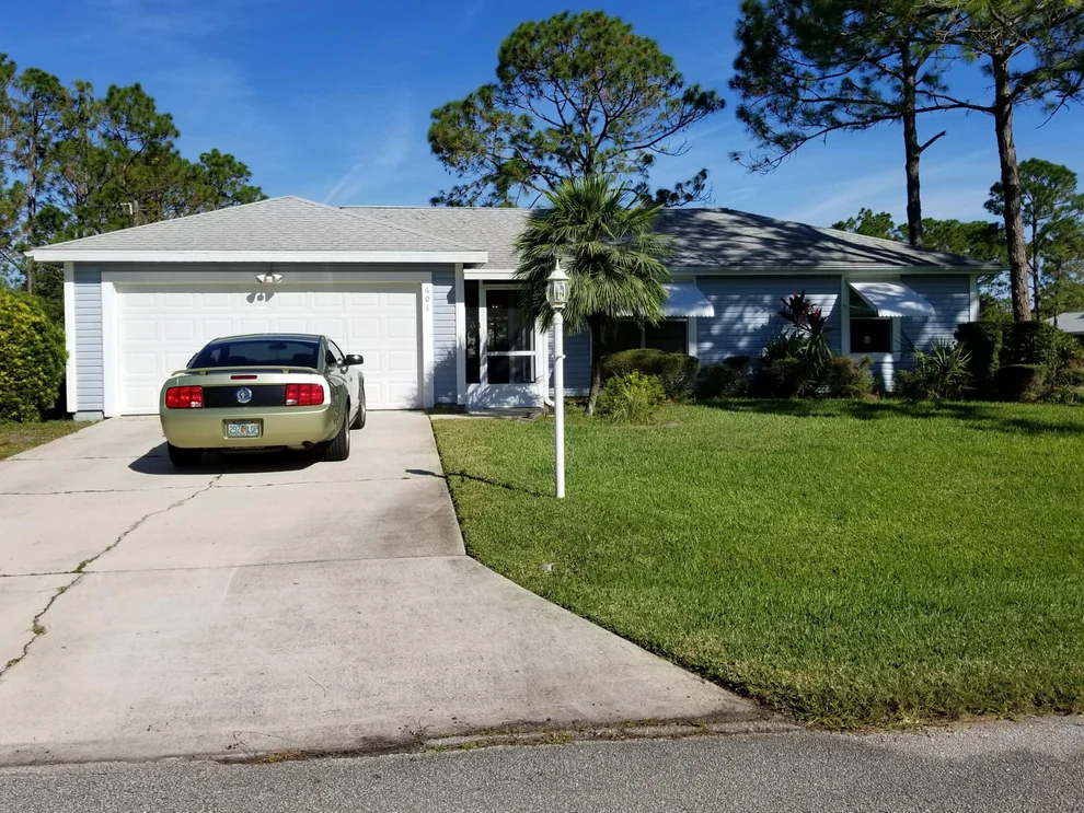 Unit for sale at 601 Cuxhaven Street NW, Palm Bay, FL 32907