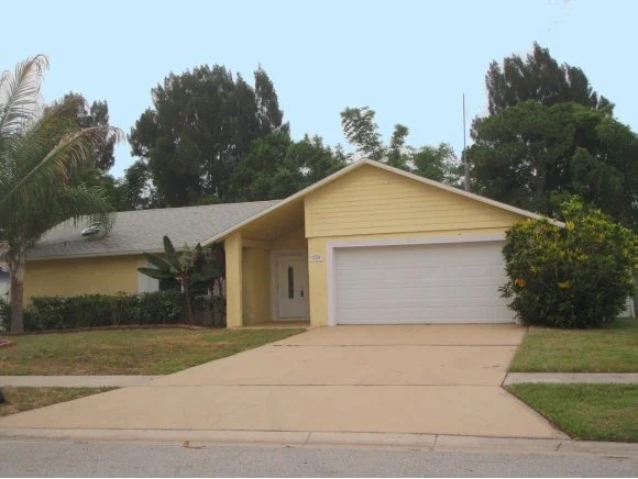 Unit for sale at 680 Oak Park, Merritt Island, FL 32953