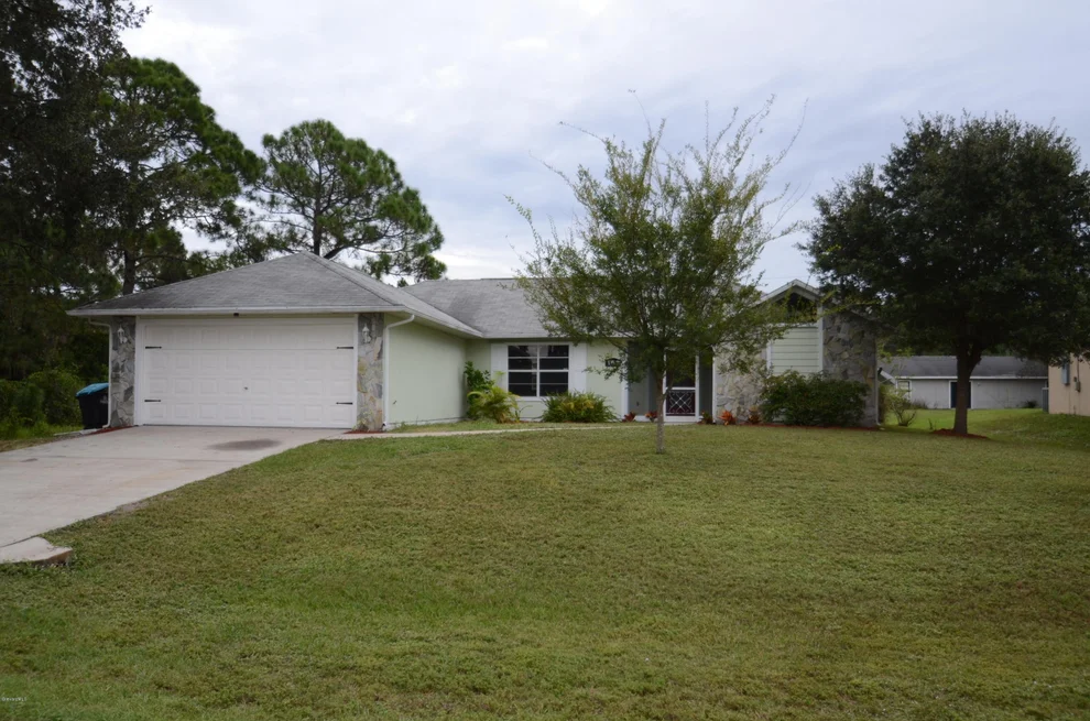 Unit for sale at 163 NW Hearthside Avenue, Palm Bay, FL 32907