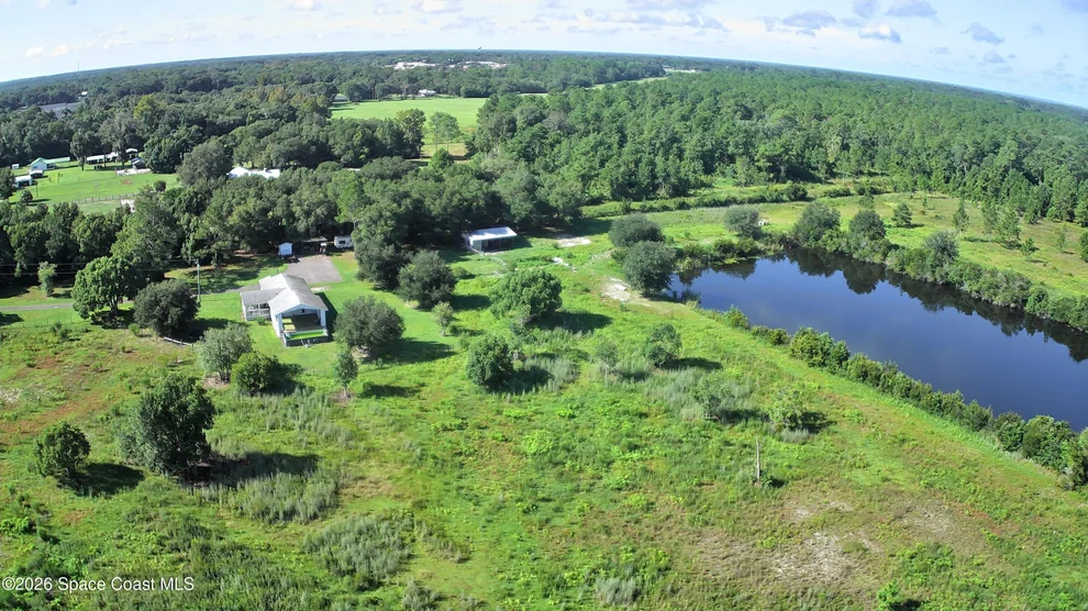 Unit for sale at 572 N Pine Street, Pierson, FL 32180