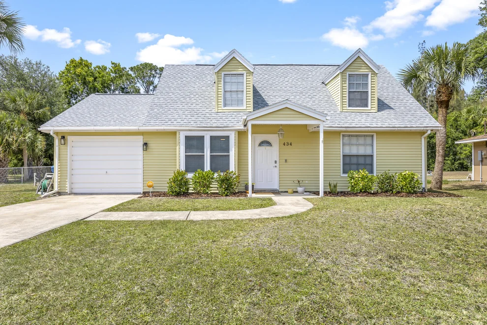 Unit for sale at 434 Avocado Road NW, Palm Bay, FL 32907