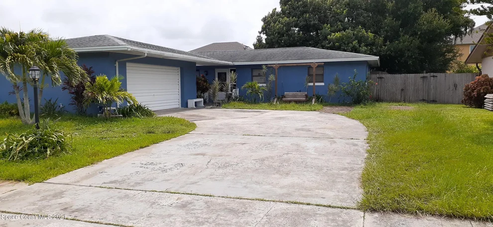 Unit for sale at 997 Woodsmere Parkway, Rockledge, FL 32955