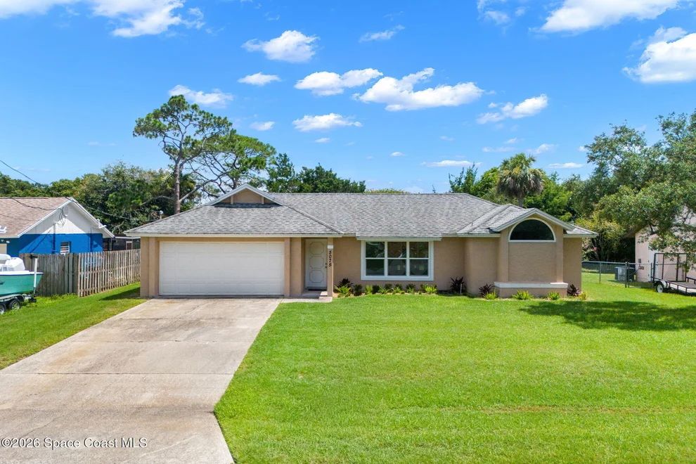 Unit for sale at 5075 Mayflower Street, Cocoa, FL 32927