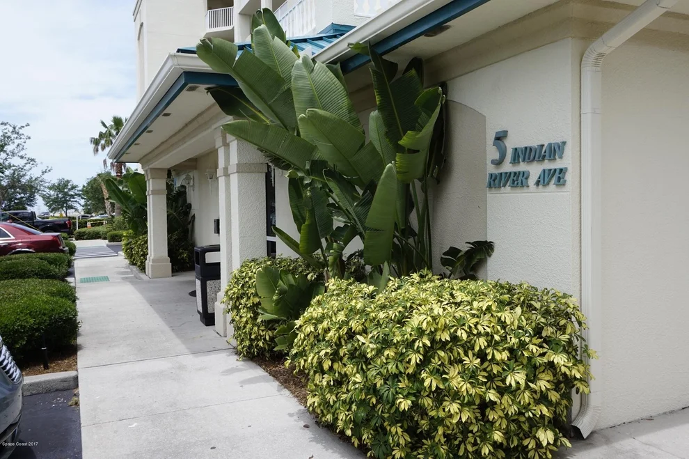 Unit for sale at 5 Indian River Avenue, Titusville, FL 32796