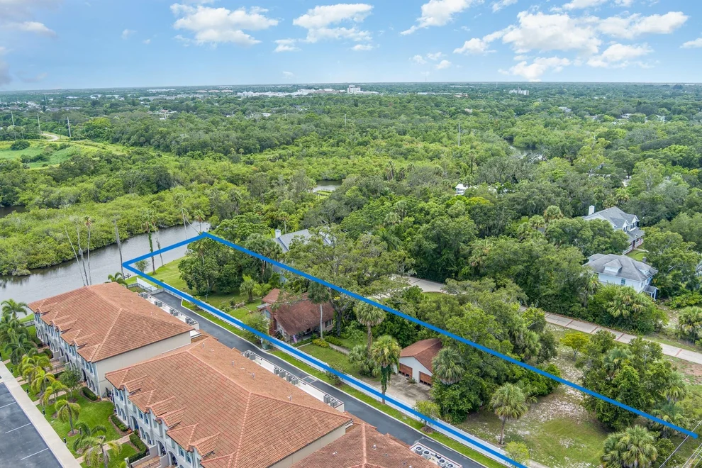 Unit for sale at 511 E Melbourne, Melbourne, FL 32901