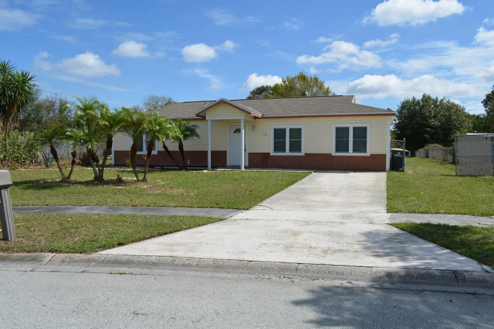 Unit for sale at 1643 Fairfield Circle NE, Palm Bay, FL 32905
