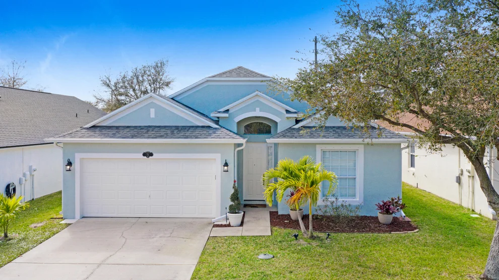 Unit for sale at 74 Sedgewood Circle, Melbourne, FL 32904