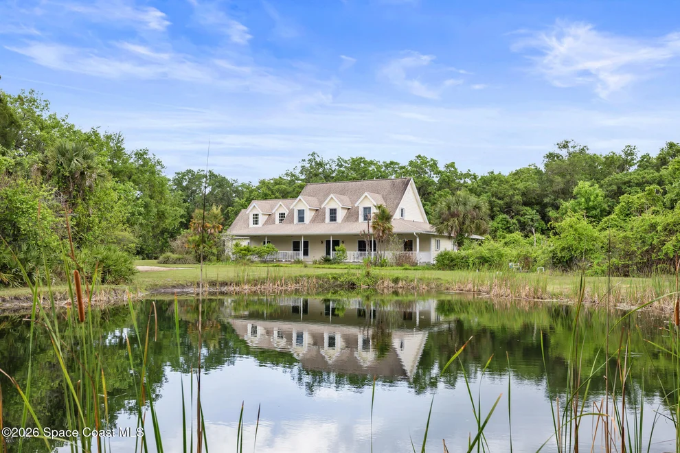 Unit for sale at 2102 Ladner Road NE, Palm Bay, FL 32907