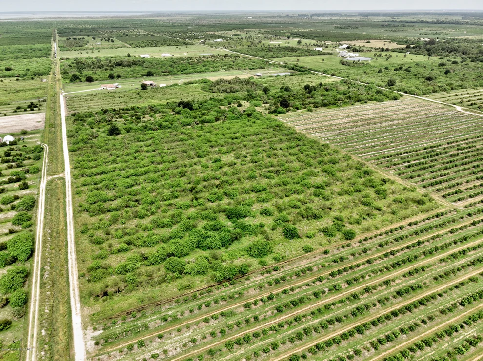 Unit for sale at 14350 113th Street, Fellsmere, FL 32948