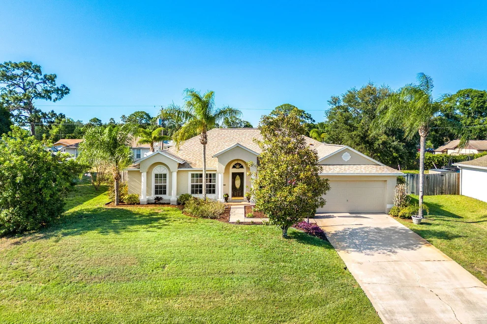 Unit for sale at 674 Fairhaven Street NE, Palm Bay, FL 32907