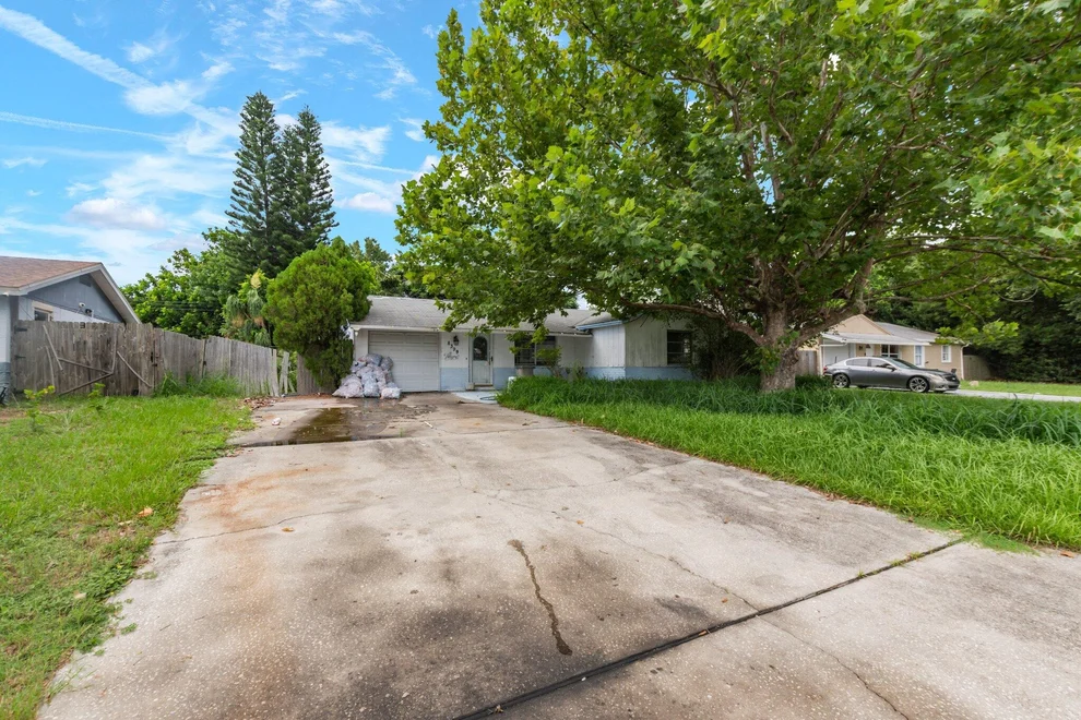 Unit for sale at 8399 78th Avenue N, Seminole, FL 34683