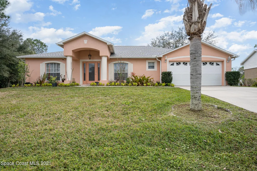 Unit for sale at 722 Boc Circle NW, Palm Bay, FL 32907
