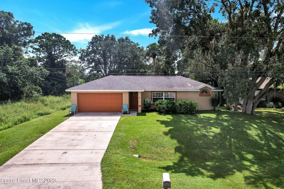 Unit for sale at 330 Seahorse Circle SE, Palm Bay, FL 32909