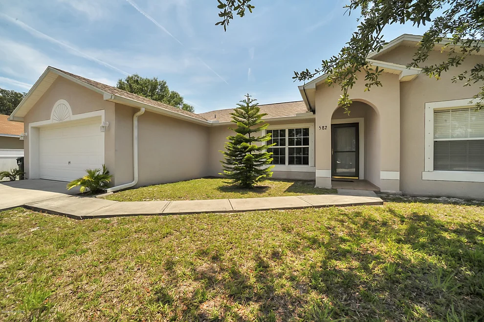 Unit for sale at 582 Nackman Road NW, Palm Bay, FL 32907