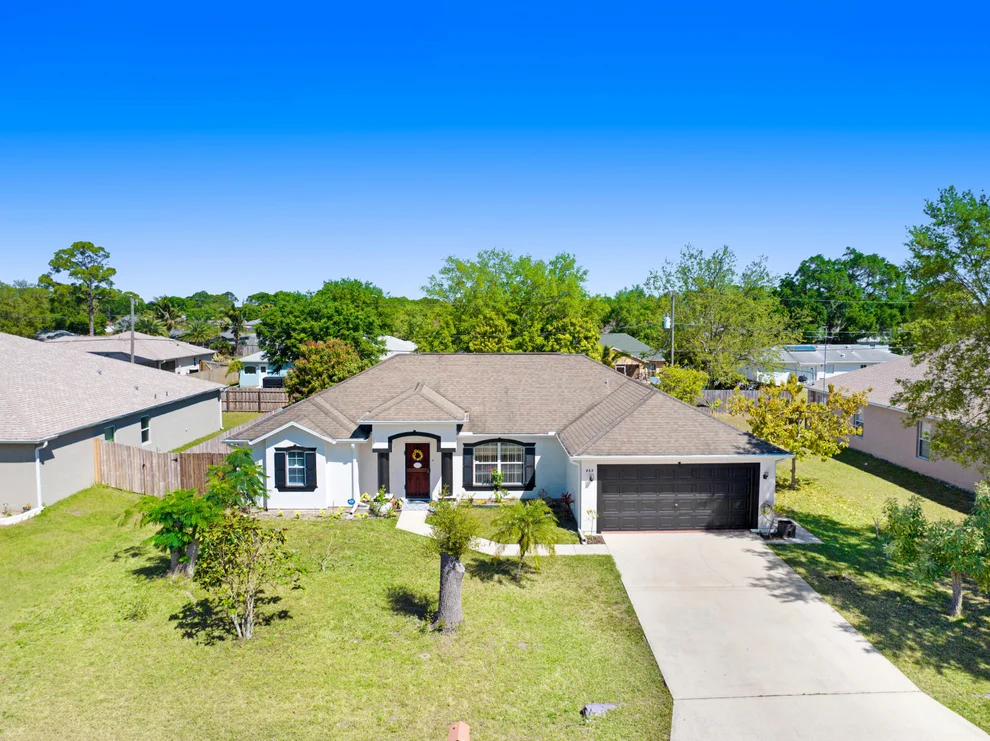 Unit for sale at 643 Commargo Road NW, Palm Bay, FL 32907