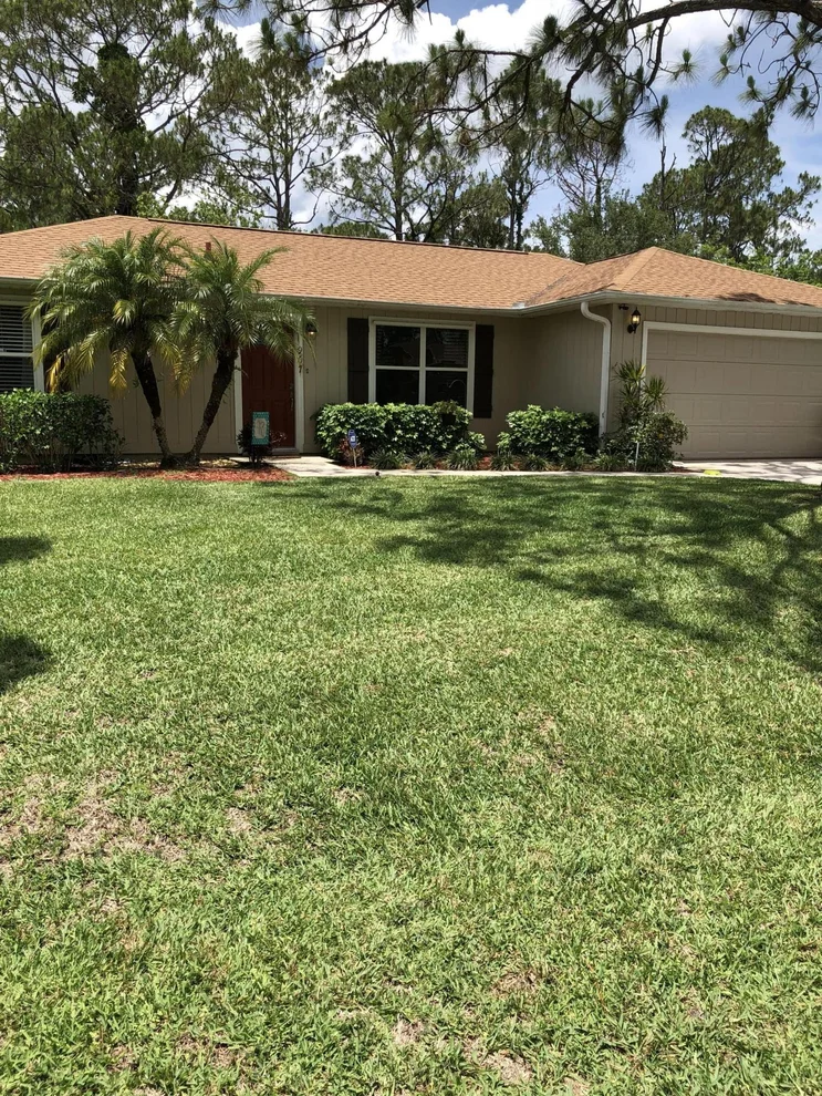 Unit for sale at 967 SE Stage Street SE, Palm Bay, FL 32909