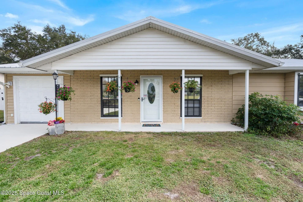 Unit for sale at 1550 Creel Road NE, Palm Bay, FL 32905