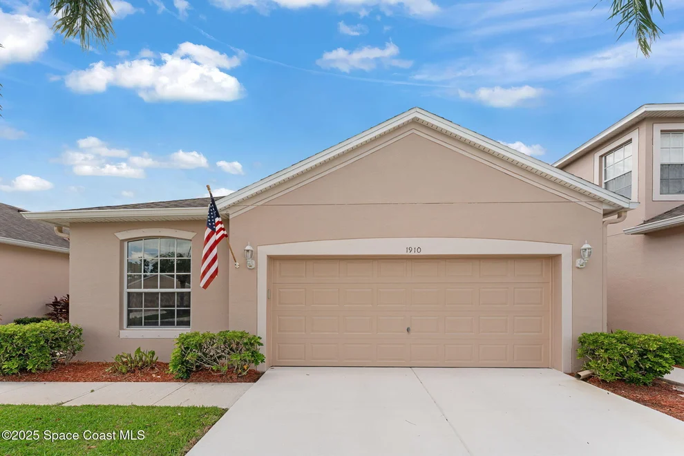 Unit for sale at 1910 Muirfield Way SE, Palm Bay, FL 32909