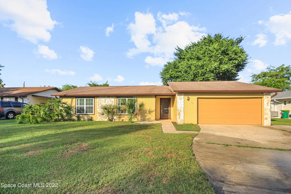 Unit for sale at 1771 Poinciana Avenue, Titusville, FL 32796