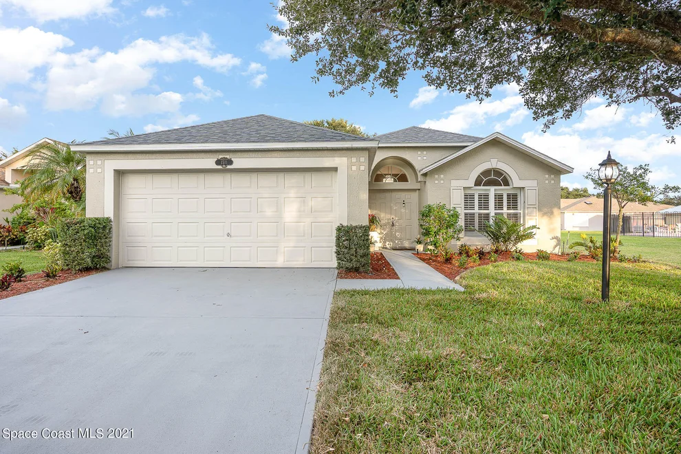 Unit for sale at 1511 Vista Lake Circle, Melbourne, FL 32904